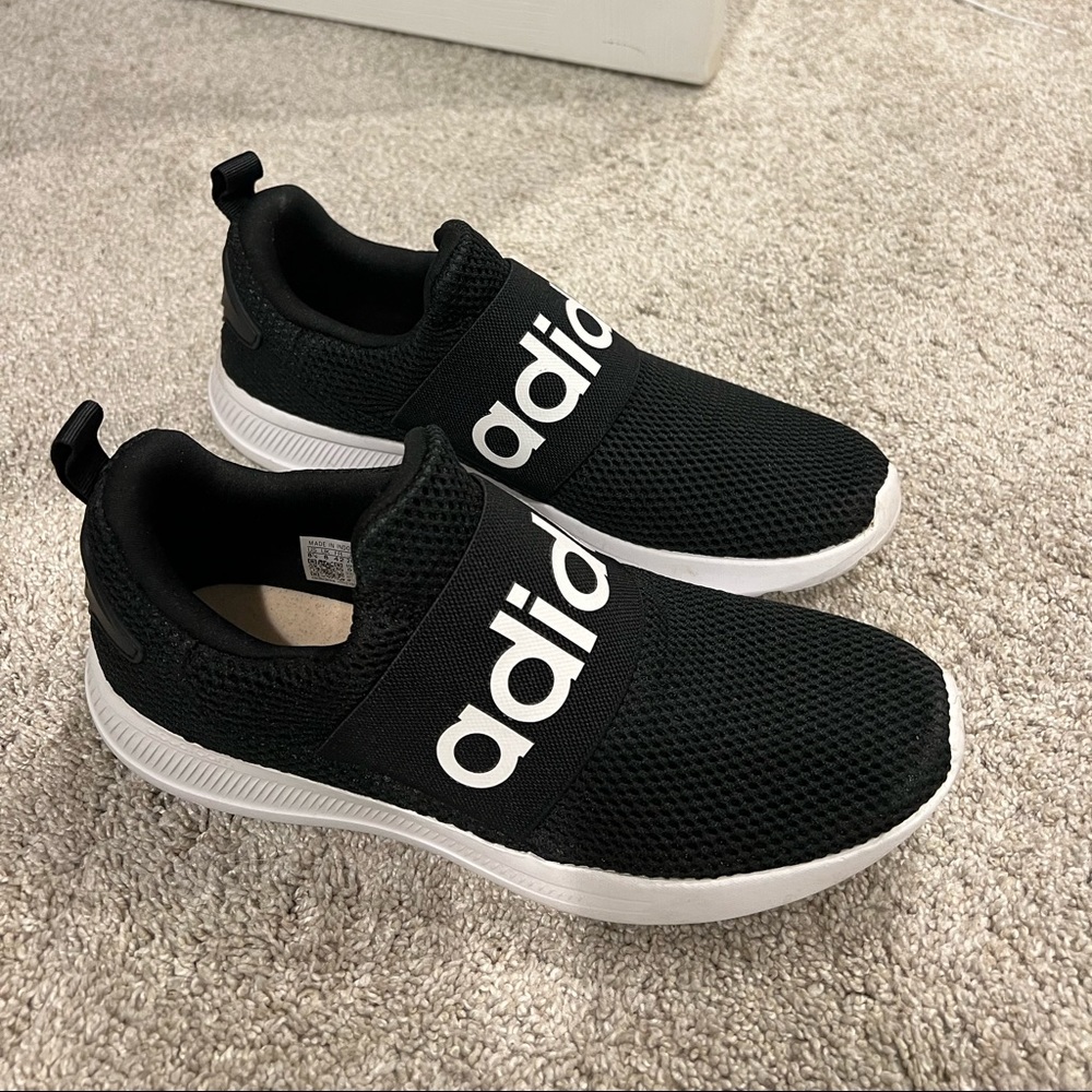 Adidas Tennis Shoes